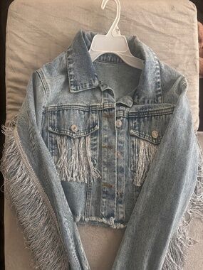 🥳SALE!! Cowgirl western Jean jacket! So stylish for fall!